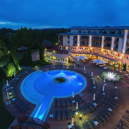 Hotel Lotus Therme & 5*