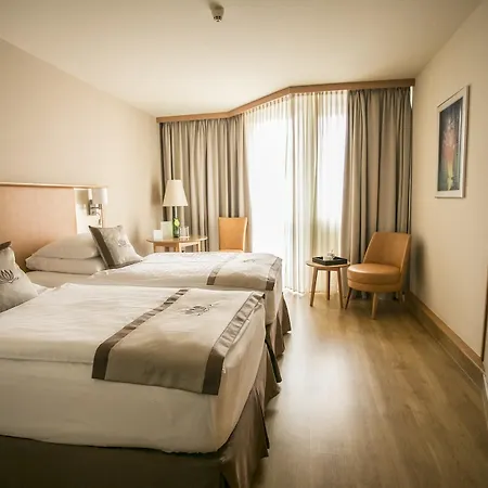 Lotus Therme &