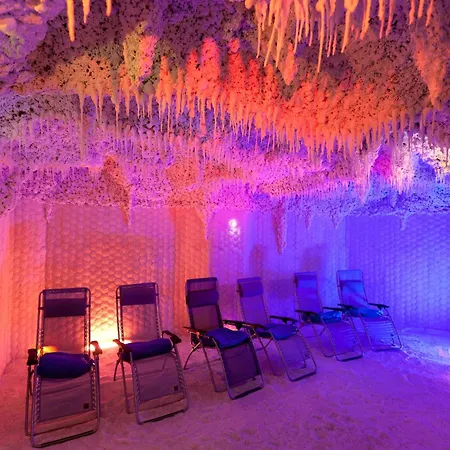 Lotus Therme & Hotel
