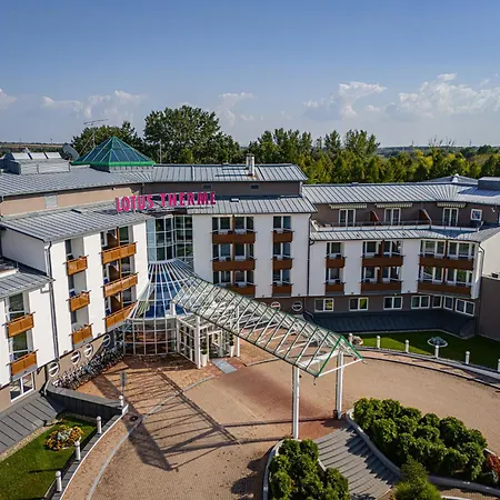 Lotus Therme & Heviz