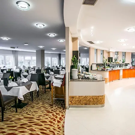 Lotus Therme & Hotel 5*