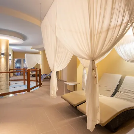 Lotus Therme &