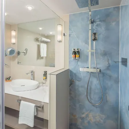 Hotel Lotus Therme & 5*