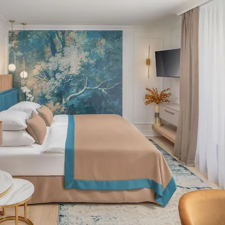 Lotus Therme & Hotel 5*