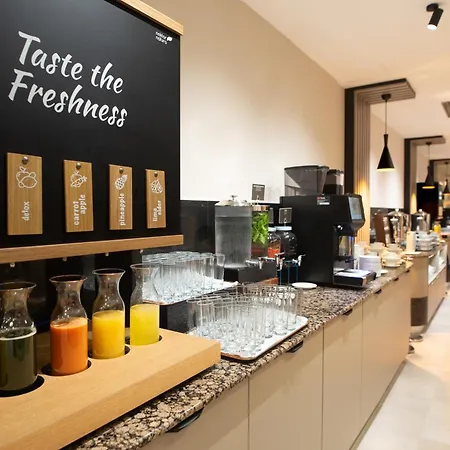 מלון Lotus Therme &