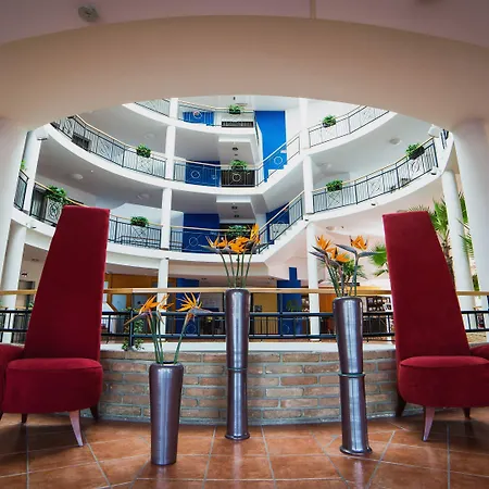 Hotel Lotus Therme &