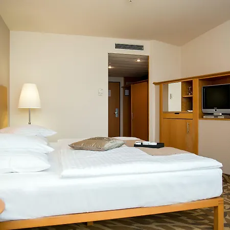 Lotus Therme & Hotel 5*