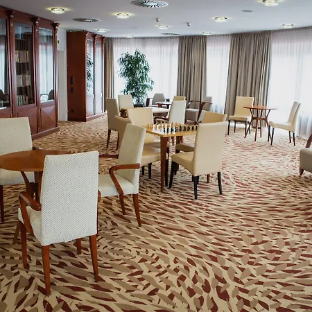 Lotus Therme & Hotel