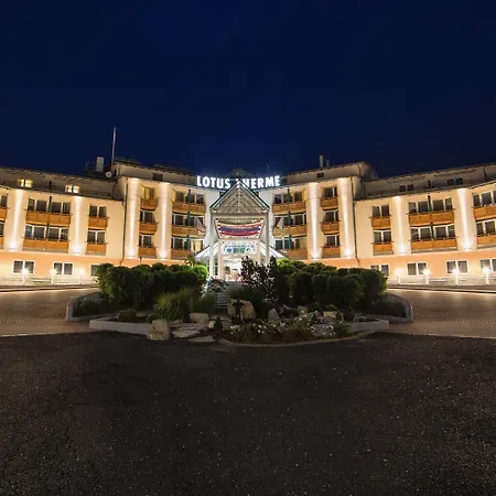 Lotus Therme & Hotel