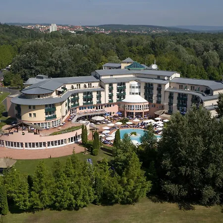 Lotus Therme & 5* Hévíz