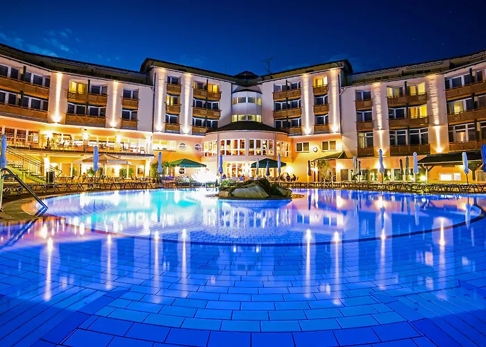 Lotus Therme & Hotel 5*