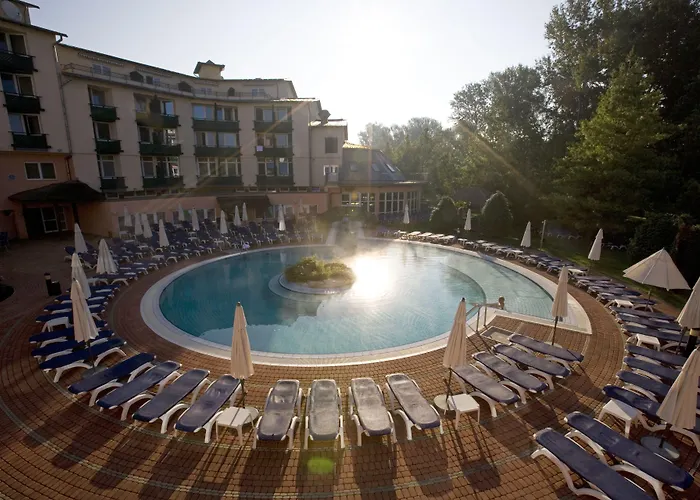 Lotus Therme & 5*