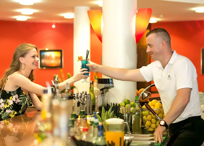 Lotus Therme & Hotel